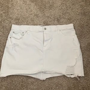 Cute white denim mini skirt